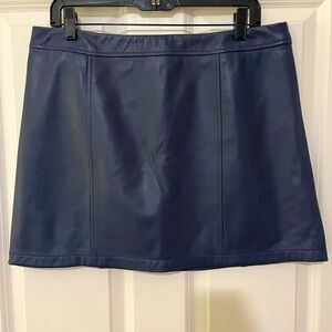 Never worn Gianni Bini navy leather skirt size large